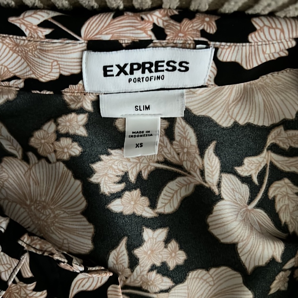 Express Floral Button Down Blouse. - image 2